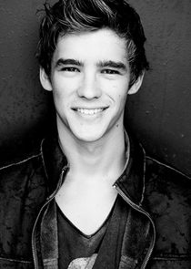 Brenton Thwaites