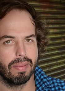 Angus Sampson