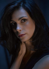 Dr. Leslie Thompkins