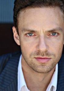 Ross Marquand Photo