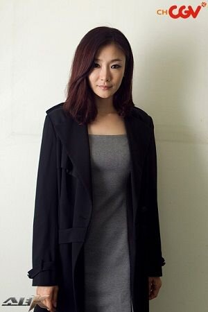 Min Ji Young