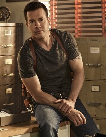 Detective Antonio Dawson