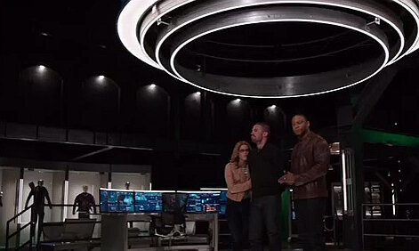 Emily Bett Rickards, Stephan Amell, David Ramsey, Arrow S07E22