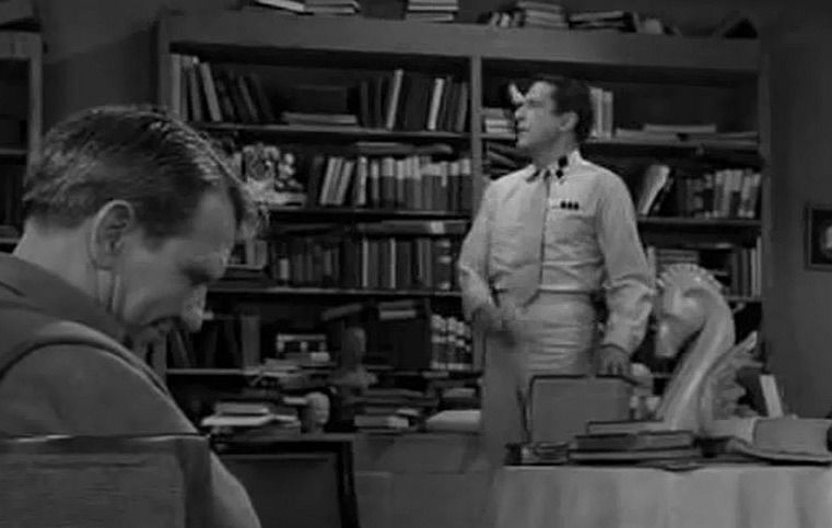Burgess Meredith, Fritz Weaver, The Twilight Zone S02E29