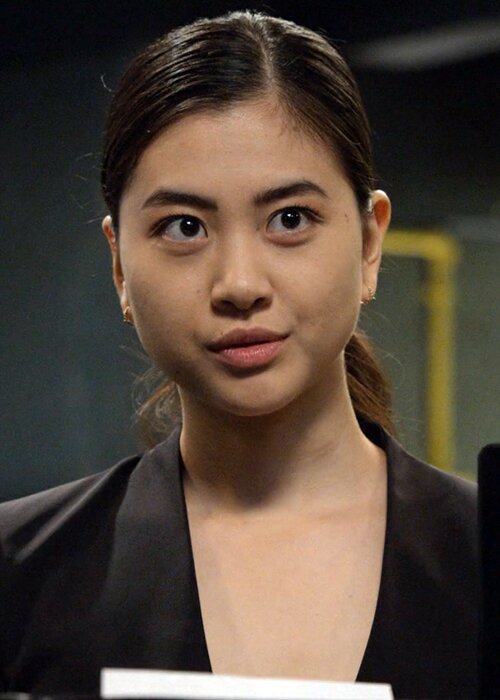 Agent Alina Park