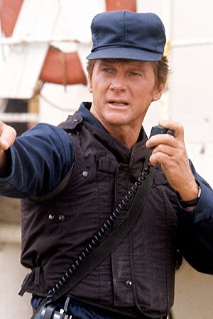 Lt. Dan "Hondo" Harrelson