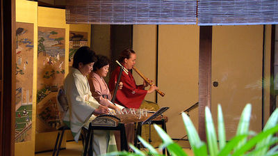 Traditional Musical Instruments: Eternal Tones Waft Through the Ancient Capital
