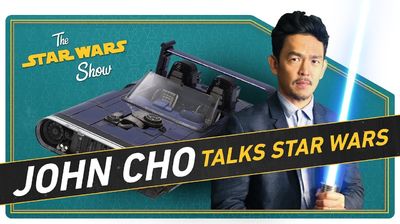 John Cho Talks Fandom and We Look at Han's Speeder from Solo!