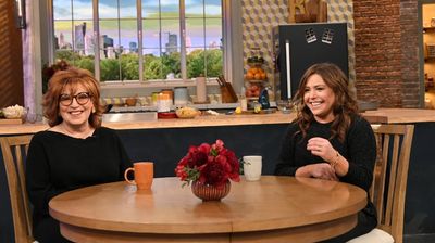 Joy Behar On Her Most Talked About 'View' Moments + Chef Geoffrey Zakarian's Thanksgiving Faves