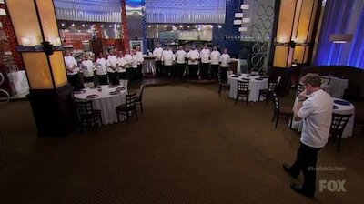 15 Chefs Compete