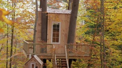 A Fantasy Treehouse Retreat