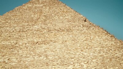 Pyramid Tomb Raiders