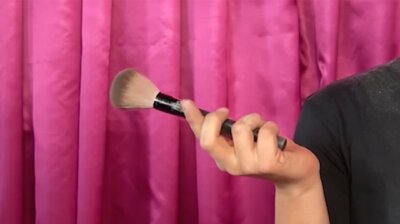 Getting Glam with the Second Eliminated Queen