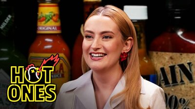 Amelia Dimoldenberg Goes on a Date With Spicy Wings