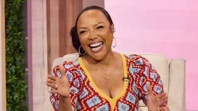 Lynn Whitfield, Mara Brock Akil