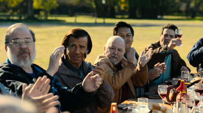 Una voz en el teléfono