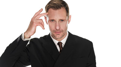 Alexander Skarsgård / Cardi B