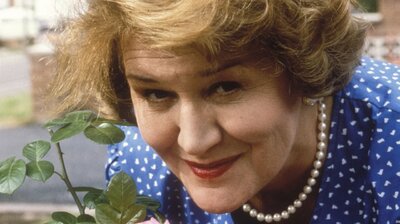 Keeping Up Appearances S01E01