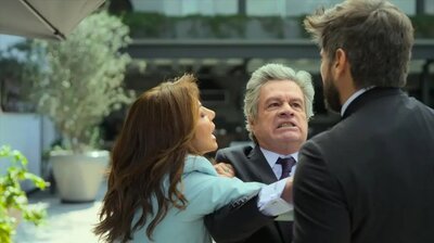 ¿Qué te traes con mi hija?
