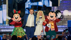 The Wonderful World of Disney: Magical Holiday Celebration 2017