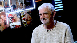 Игорь Иртеньев: «В „Итого" цензуры не было. Лишь один раз попросили не „мочить" Лужкова, потому что у него был день рождения». Поэт и публицист о путче 91-го, жизни после НТВ, исчезновении сатиры и окончательном триумфе фейк-ньюз