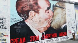 Берлинская стена: немецкий совок, панк-рок, остальгия