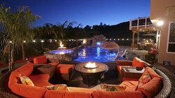 A Hawaiian Paradise Pool