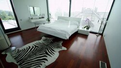 Italian Piazza, Hawaii Bedroom Suite, Wine Room