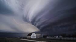 Tornado Warning: Survive Nature's Wildest Winds