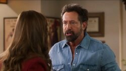 ¿Qué haces aquí? ¡Lárgate!