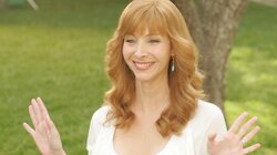 Valerie Bonds with the Cast