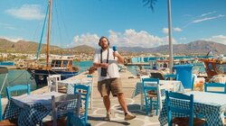 Stappe fjeset ned i gresk kultur