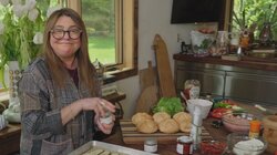 Pork Burgers with Veggies and Mozzarella