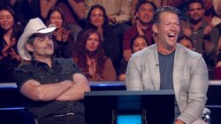 In The Hot Seat: Brad Paisley & Clayton Kershaw / Michael Kosta & Wendi McLendon-Covey