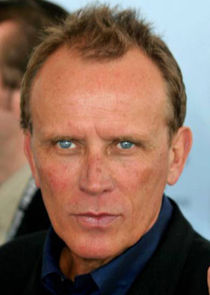  Peter Weller