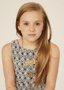  Maisy Stella