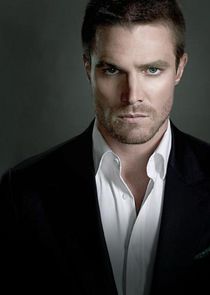 Stephen Amell