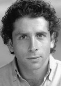 Elliot Levey