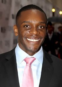  Chris Chalk