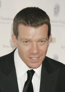  Max Beesley