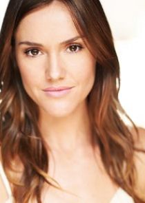 Erinn Hayes