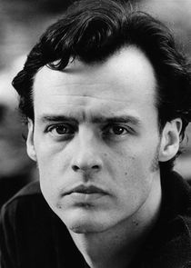 Paul Hilton