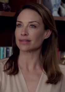 Hawaii Five-0 Adds Claire Forlani