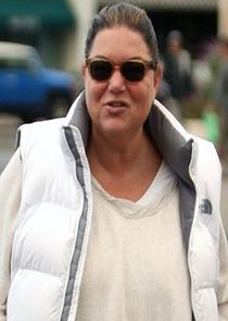  Mindy Cohn