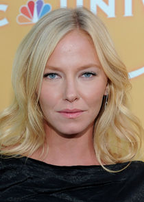 Kelli Giddish | TVmaze