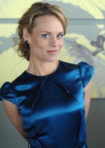  Nadine Garner