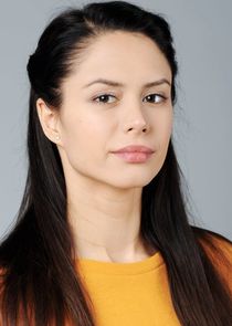 Лена Полякова, студентка, дочь Игоря и Светланы