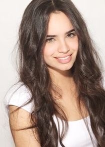  Sofia Carson