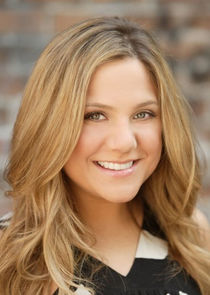  Lauren Collins