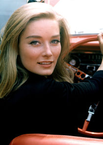 Tania Mallet
